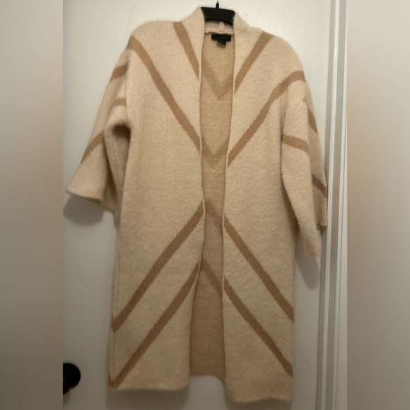 Steve Madden Beige and Tan Cardigan - Picture 1 of 4